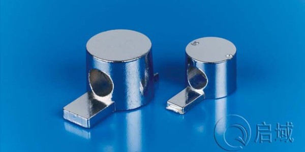 工業鋁型材上是如何安裝內置連接件的？